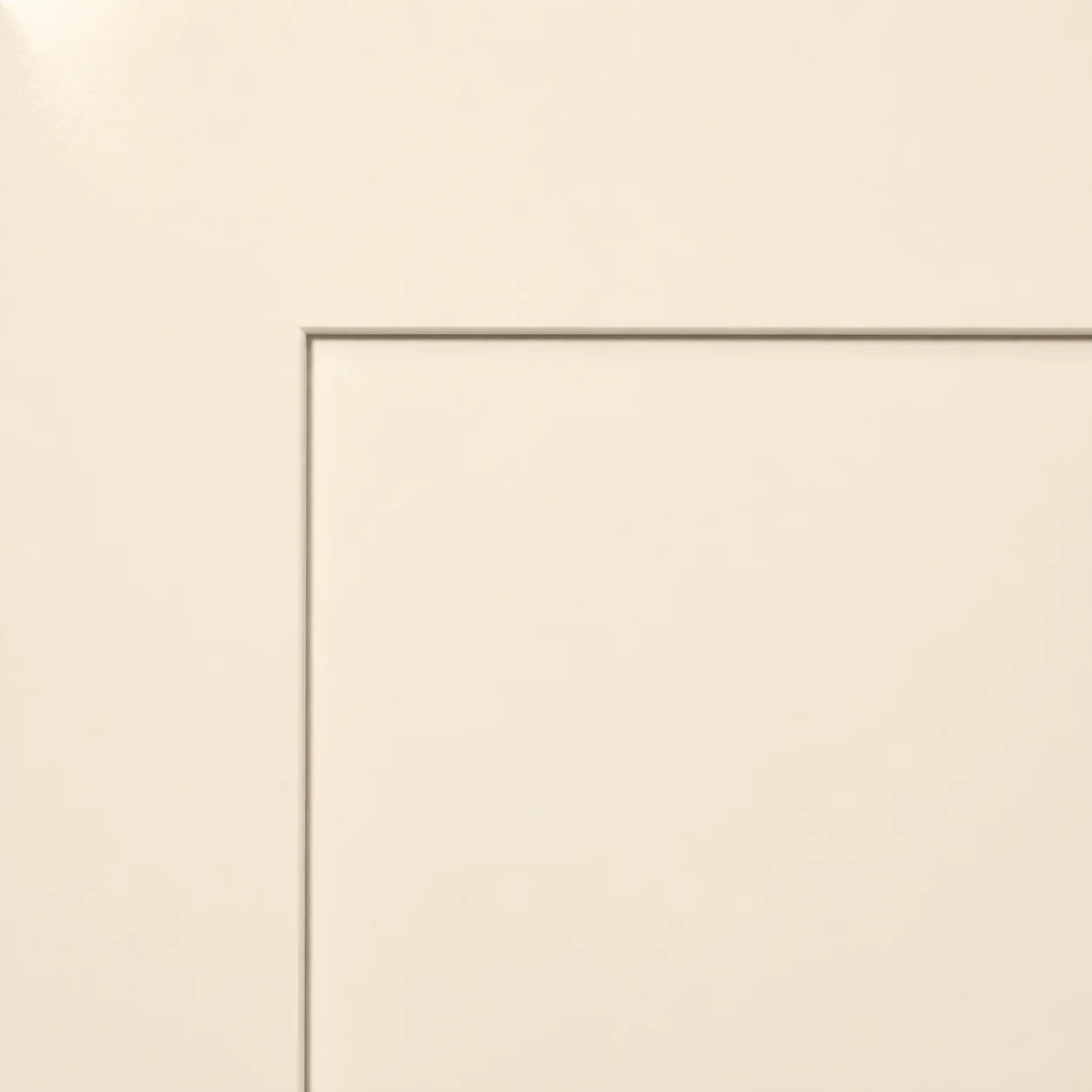 Slim Shaker Alabaster material close-up